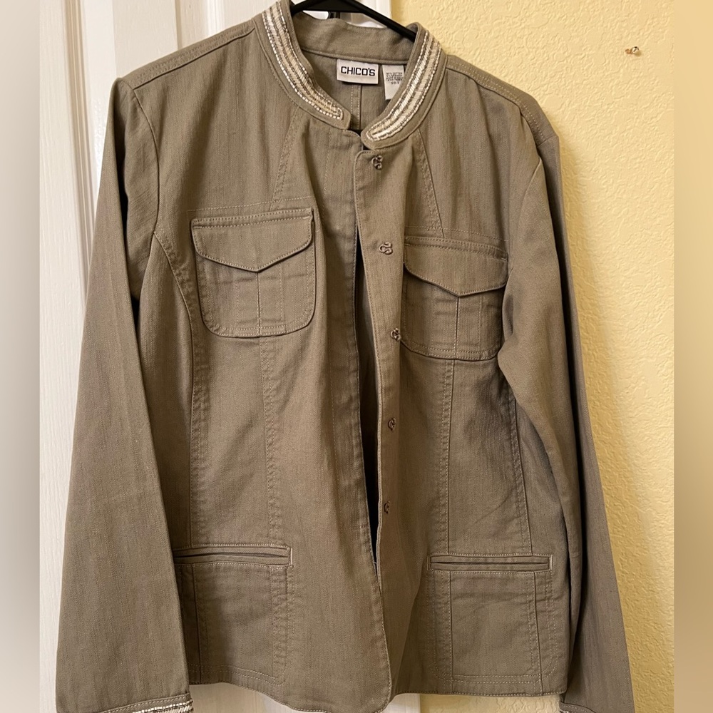 Chico lightweight jacket size 2